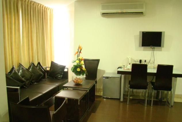 צ'נאי Hotel Oriental Inn מראה חיצוני תמונה